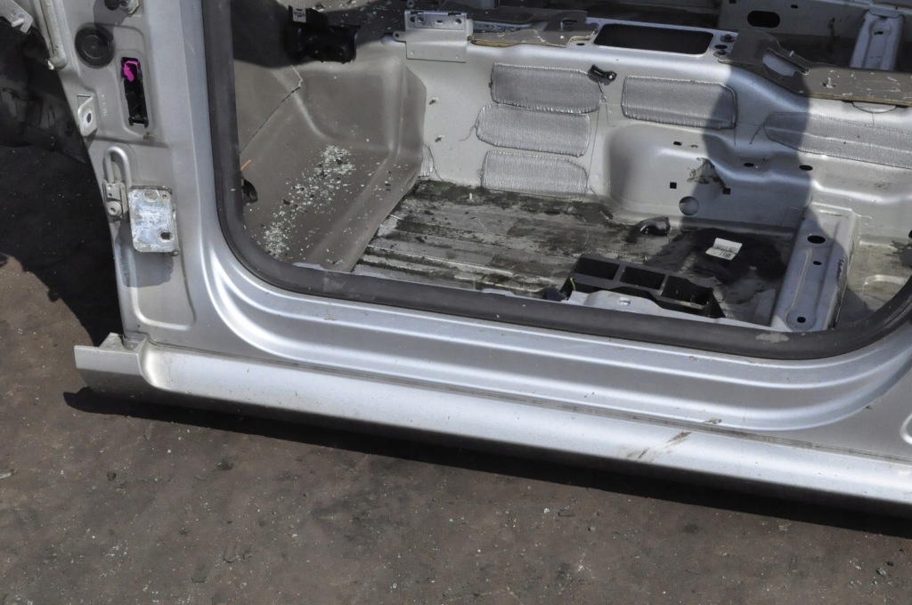 фото №2, Volkswagen passat b7 блок двигателя порог левый