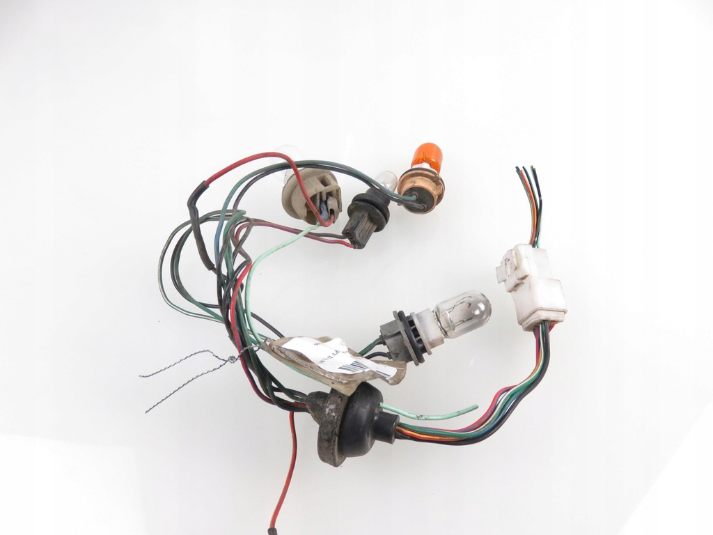 фото №1, Цоколь лампочка левый задняя mazda mpv ii