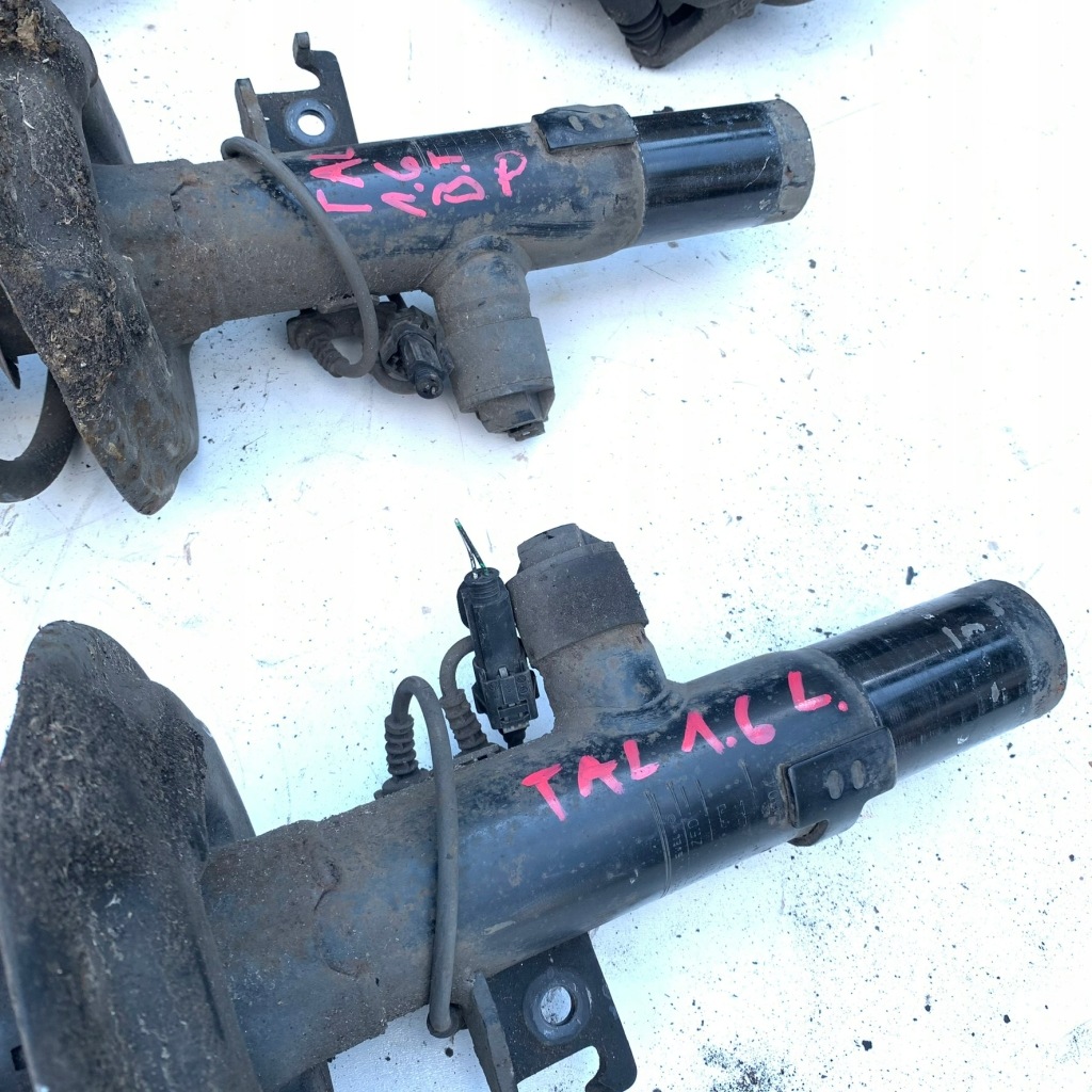 фото №2, Правая поворотный кулак ступица амортизатор 4 управление перед renault talisman 1.6 dci