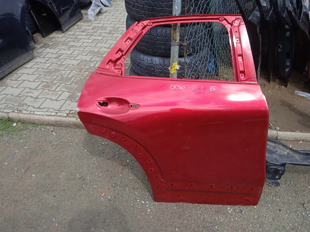 фото №1, Mazda cx30 дверь задние правое