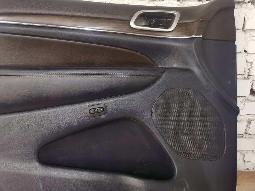 фото №3, Обшивка левый перед grand cherokee wk2 lift