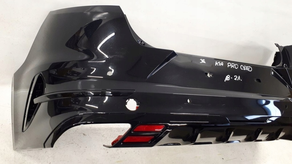 фото №14, Kia pro ceed 3 iii gt 18- бампер задняя 86611-j7710