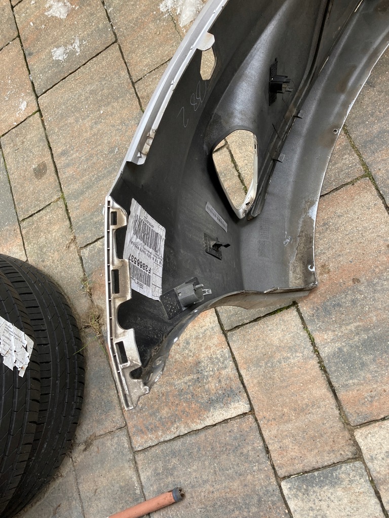 фото №15, Бампер перед volvo v40 2 ii r-design