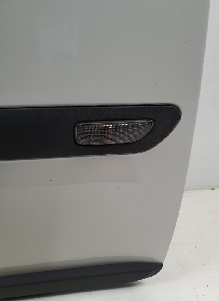 фото №6, Дверь правый перед 189 volvo xc90 i