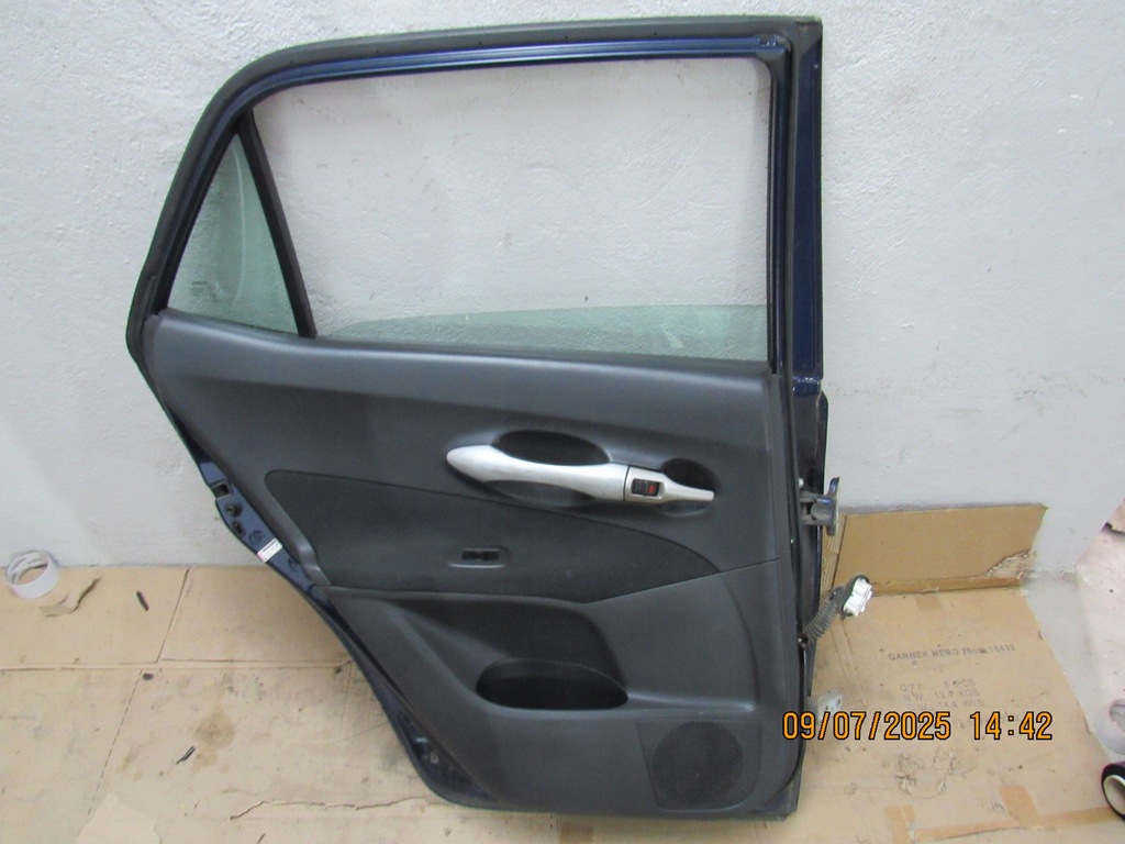 фото №8, Двері лівий задня повний auris i 8s6