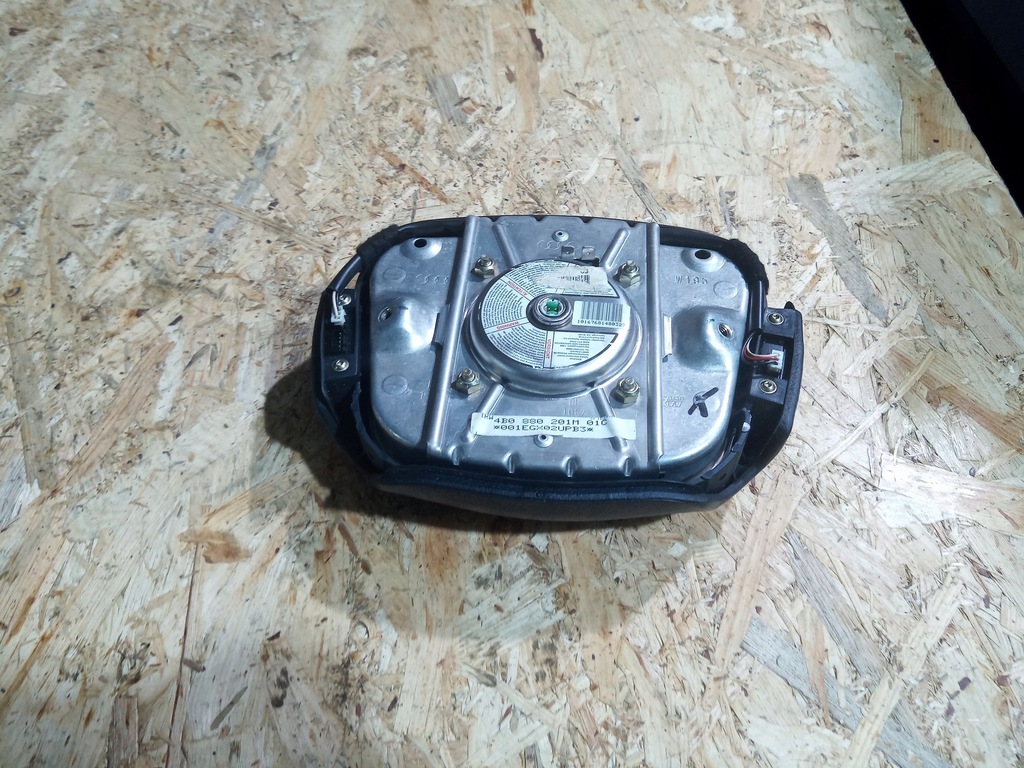 фото №6, Подушка водія мультифункція audi оригінальний номер 4b0880201m