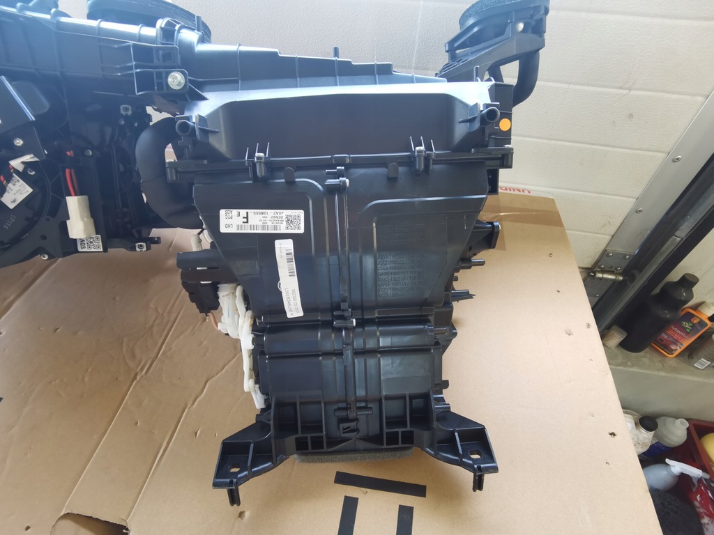 фото №13, Range rover velar - обігрівач комплектна