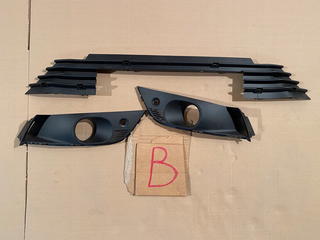 фото №12, Renault megane iv решётка средняя левая правая