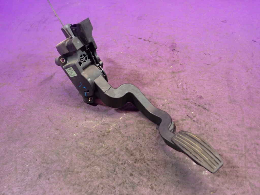 фото №1, Fiat bravo ii 1.9 d потенціометр педаль газу 0280755052 517856400