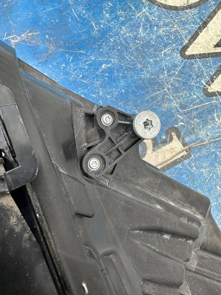 Купить Mercedes glb 247 рестайлинг  лампа передняя левая multibeam led 2479067903