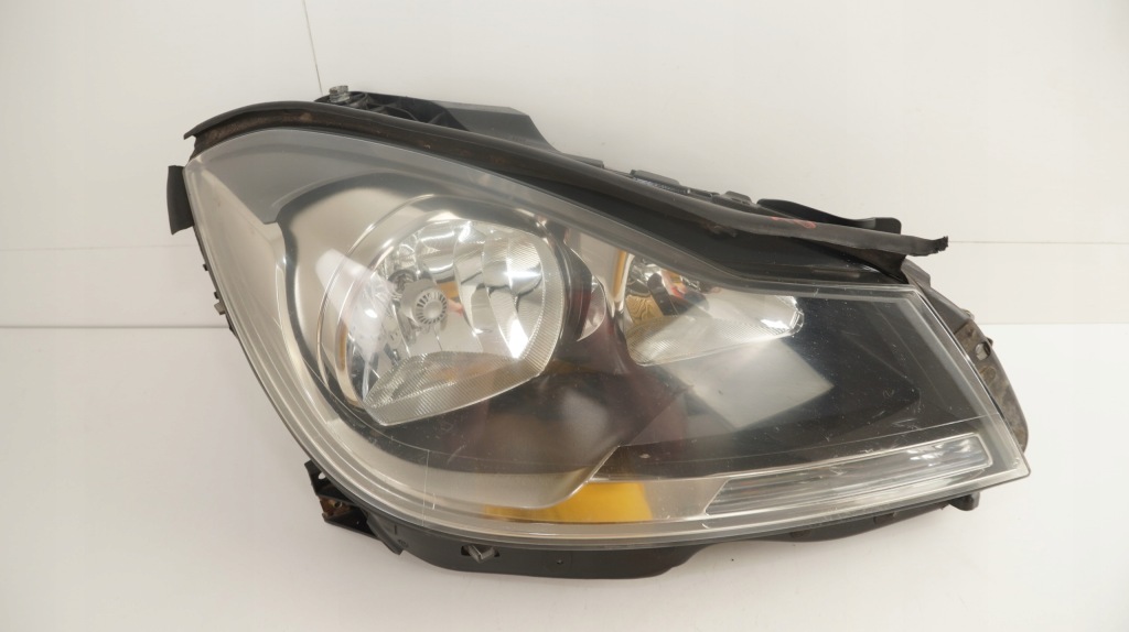 фото №1, Лампа правый перед mercedes w204 lift 11-14r