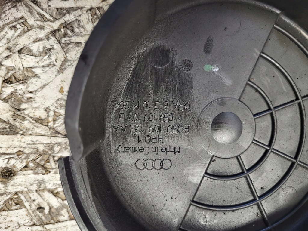 фото №3, Корпус розподільного валу audi a6 c6 3.0 059109123aa