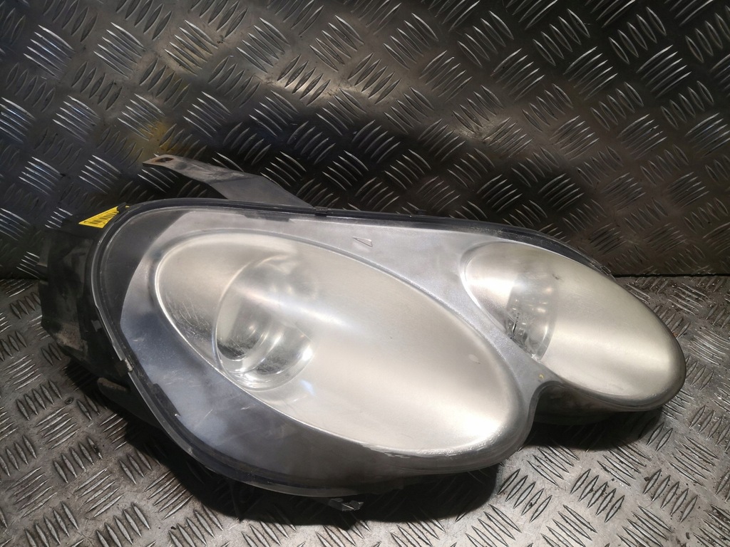 фото №1, Smart forfour i права сторона лампа передня