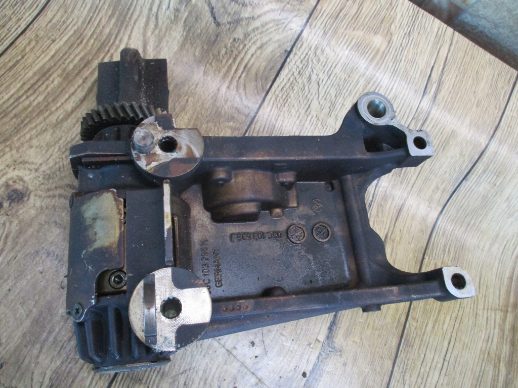 Audi a6 c5 3.0 asn насос оливи 06c115153c / в Україні