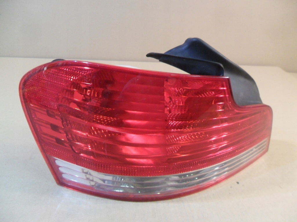 фото №14, Bmw 1 i e82 лампа левая задняя задняя 6924519