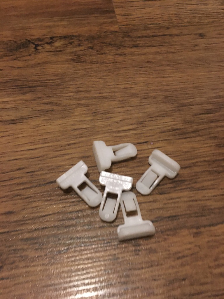 фото №1, Кліпса кронштейн toyota auris rav iv orginał