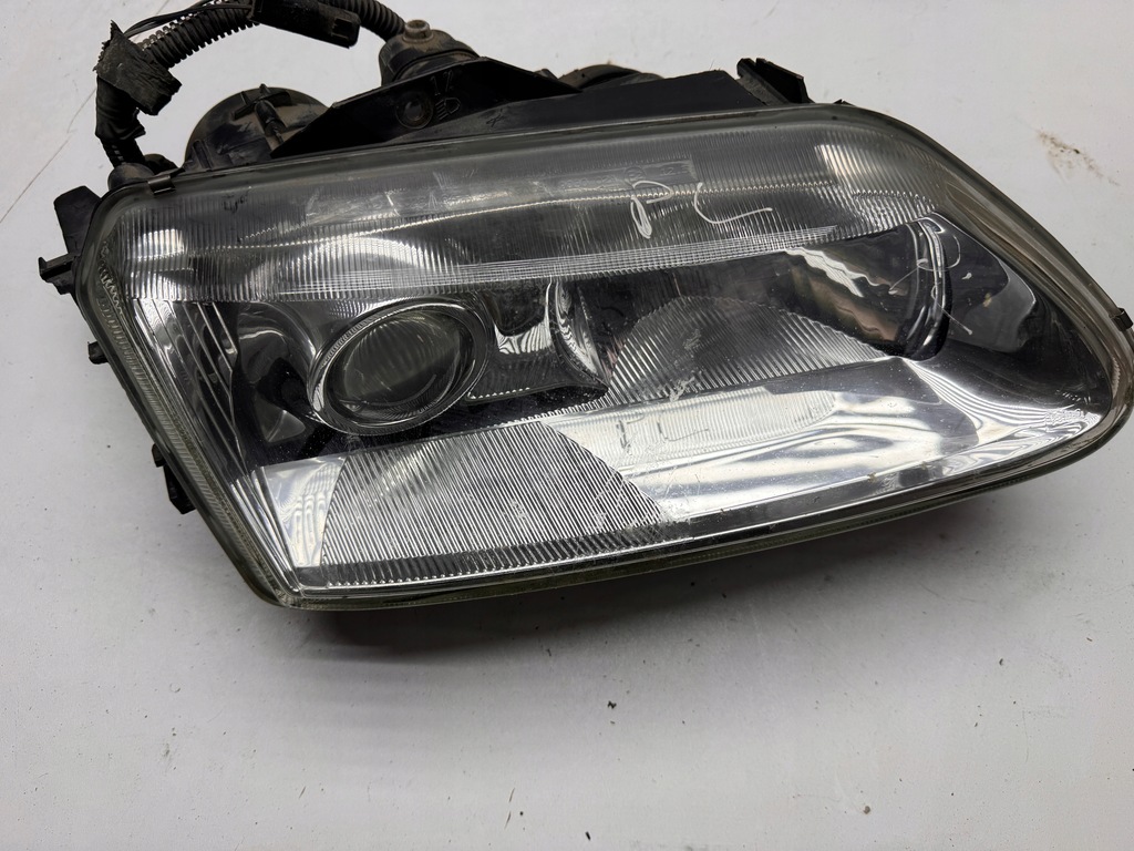 фото №1, Фара лампа правая ксенон renault espace iii