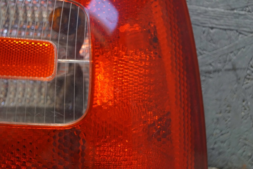 фото №7, Skoda octavia ii лампа правый задняя hb s2073