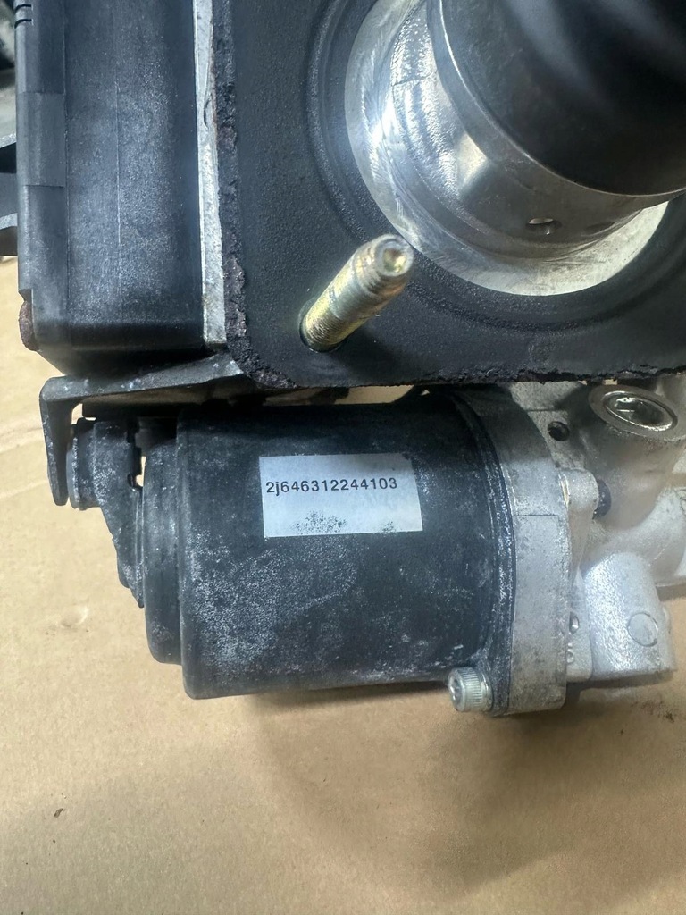 фото №4, Toyota land cruiser 100 4.2 d насос топлива помпа