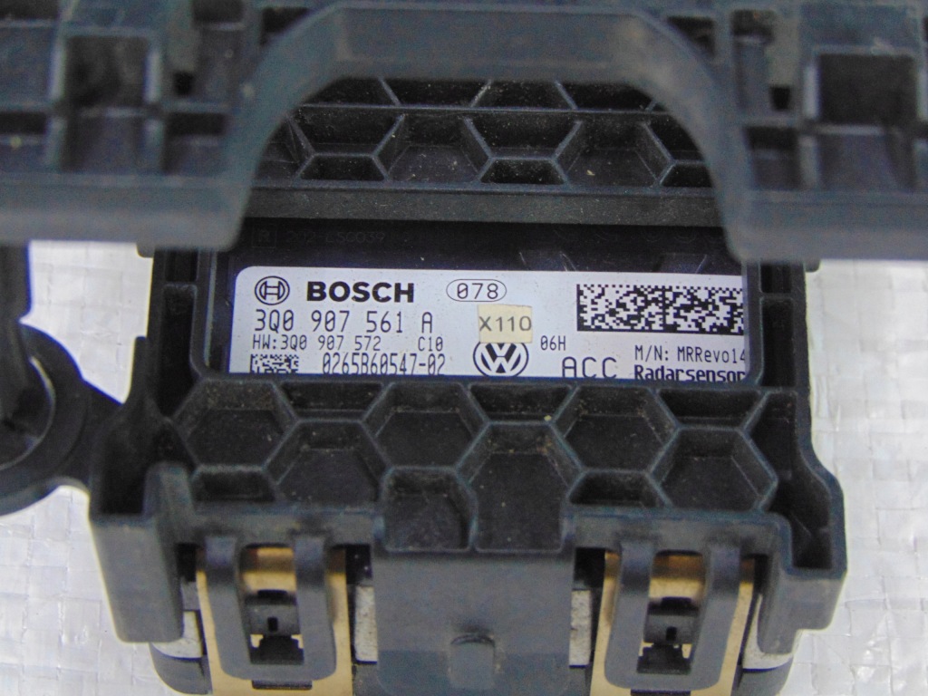 Vw passat b8 радар distronic 3q0907561a 3q0907704a Оригинал