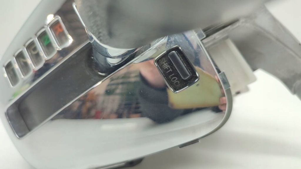 фото №4, Выборщик домкрат рычаг автоматическая коробка передач corolla verso i