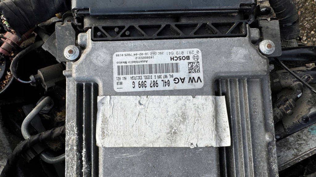 Двигун комплектний  vw jetta mk vi 2.0 tdi 150km cuu + бортовий комп'ютер стан bdb!! Недорого