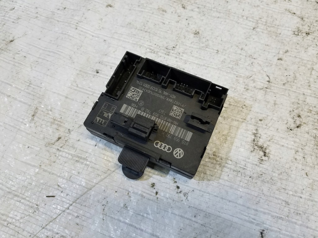 фото №1, Модуль дверь audi a4 b8 8t0959792k