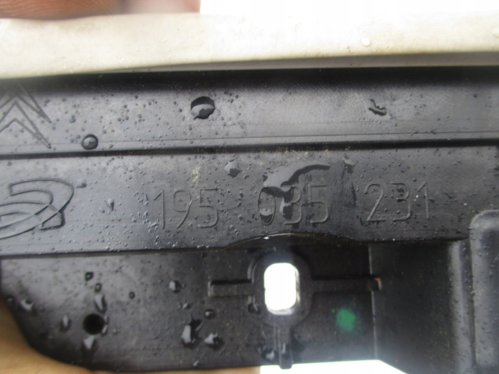 фото №3, Направляющая направляющая шторка citroen c3 ii панорама