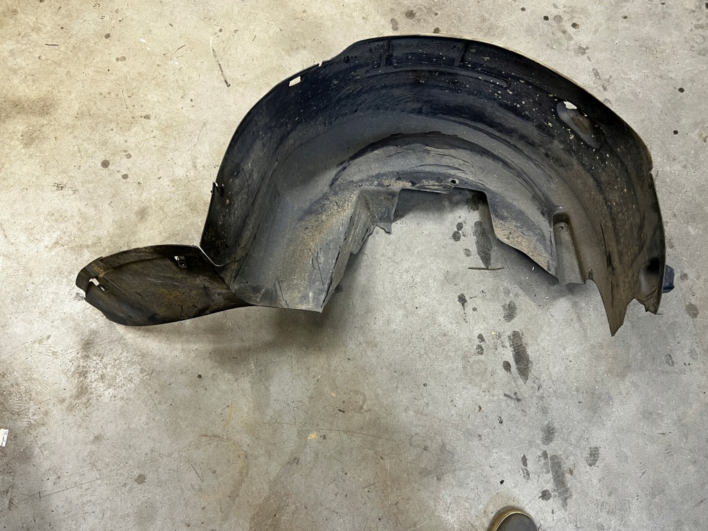 фото №1, Подкрылок задняя правый правое citroen c4 grand picasso ii