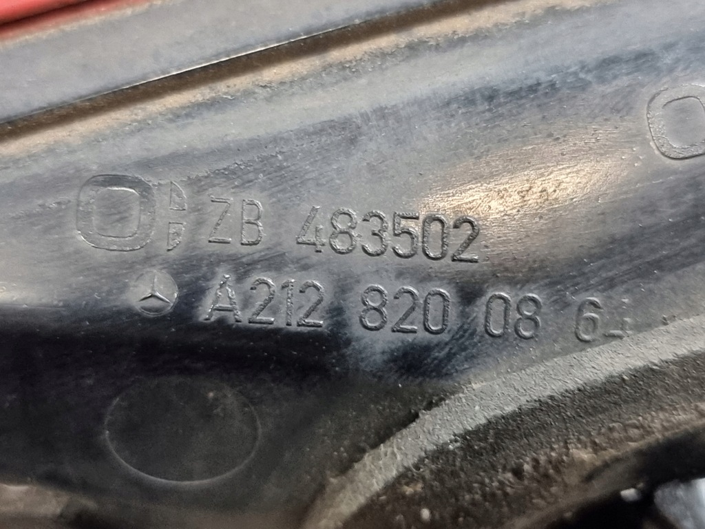 фото №10, Лампа правий задня w кришка оригінальний номер a2129060458 mercedes e klasa w212 sedan 13r