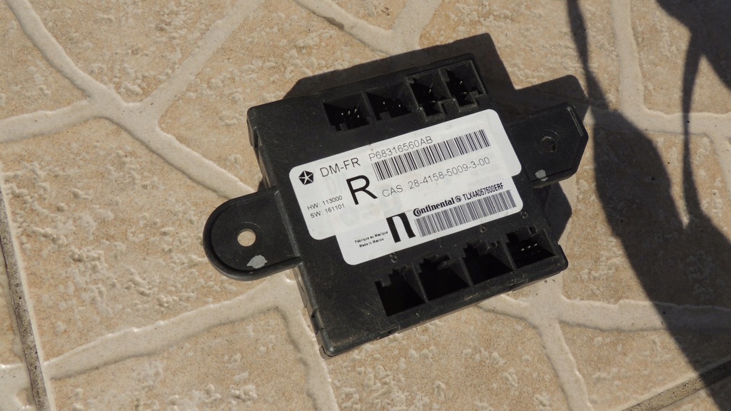 фото №4, Модуль дверь правый chrysler pacifica