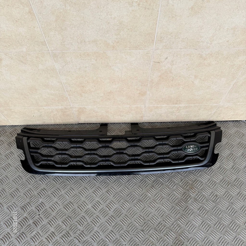 фото №1, Решётка радиатора решётка радиатора land rover range rover evoque ii k8d2-8200-a
