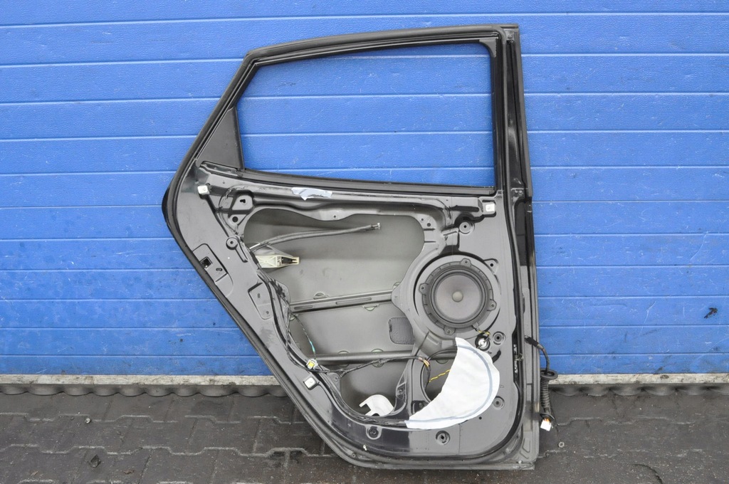 фото №8, Hyundai ix35 дверь левый задняя левая задние 1k