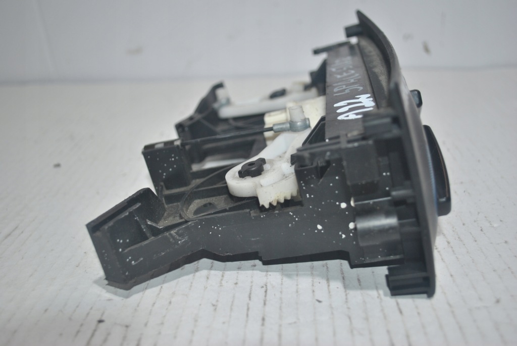 фото №4, Панель обдув mitsubishi space star mr914556