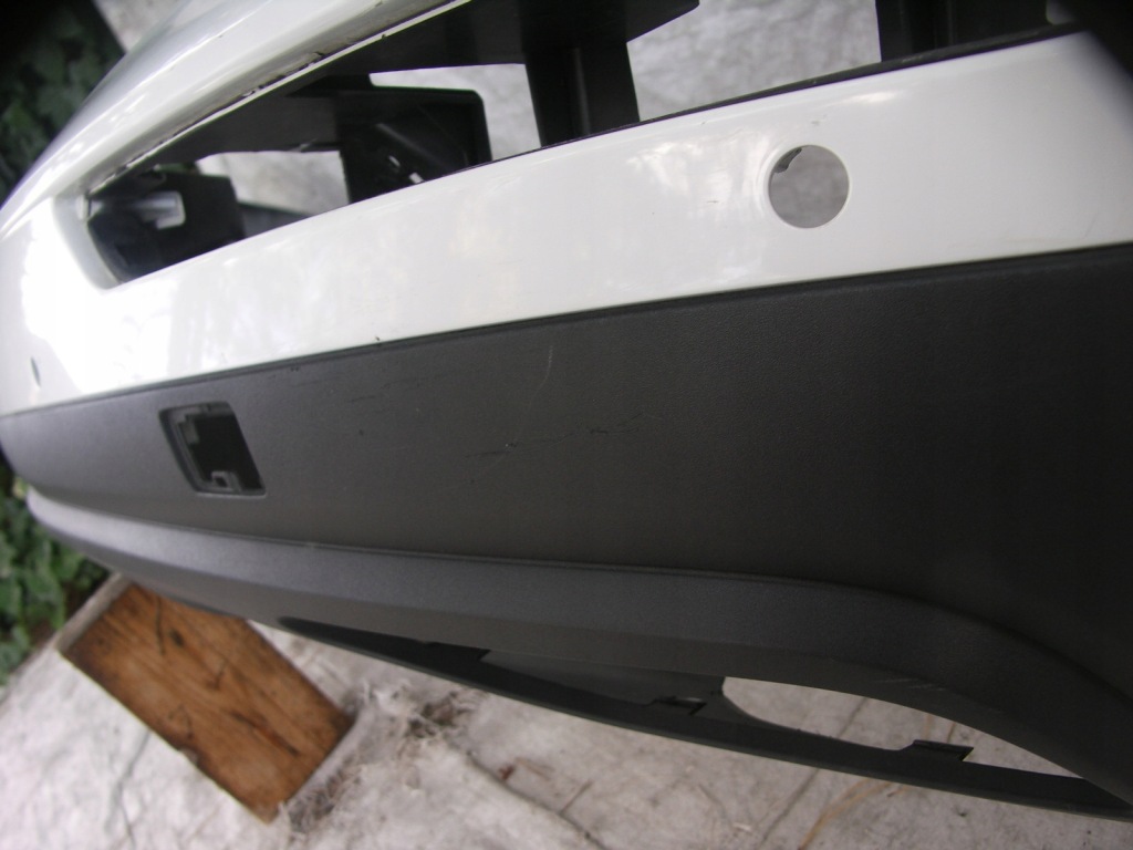 Audi q5 80a 17 - бампер задний задняя обычный basic белый kielce-gliwice Недорого