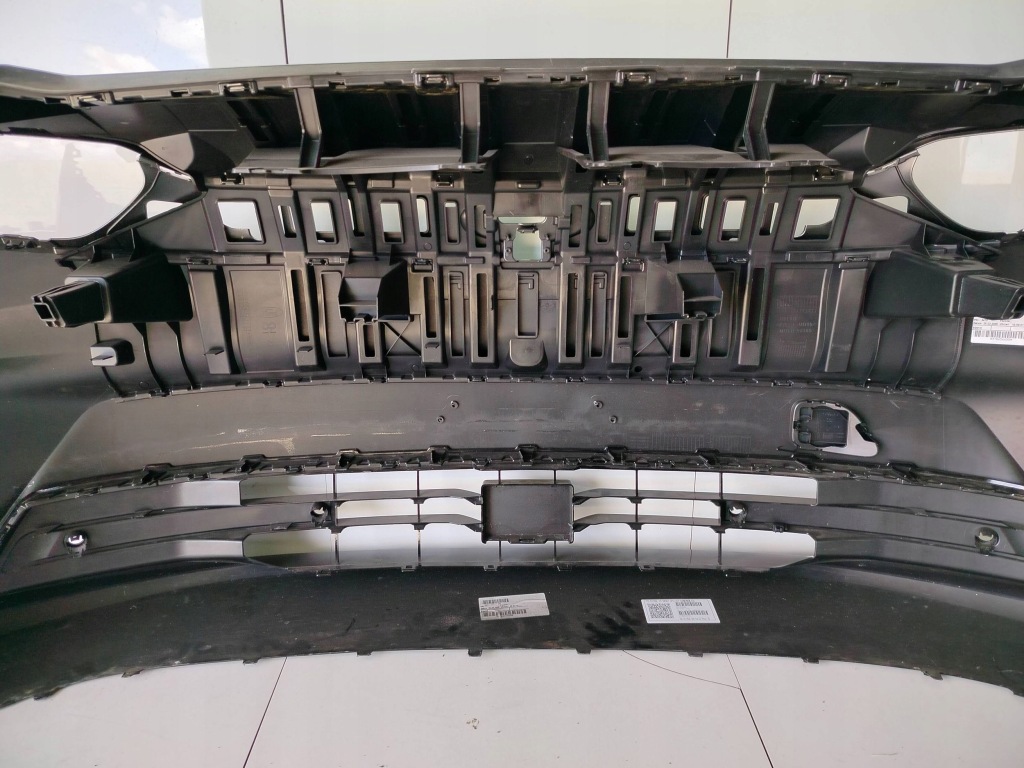 Купити Бампер перед передній ford capri ev 2024- super стан