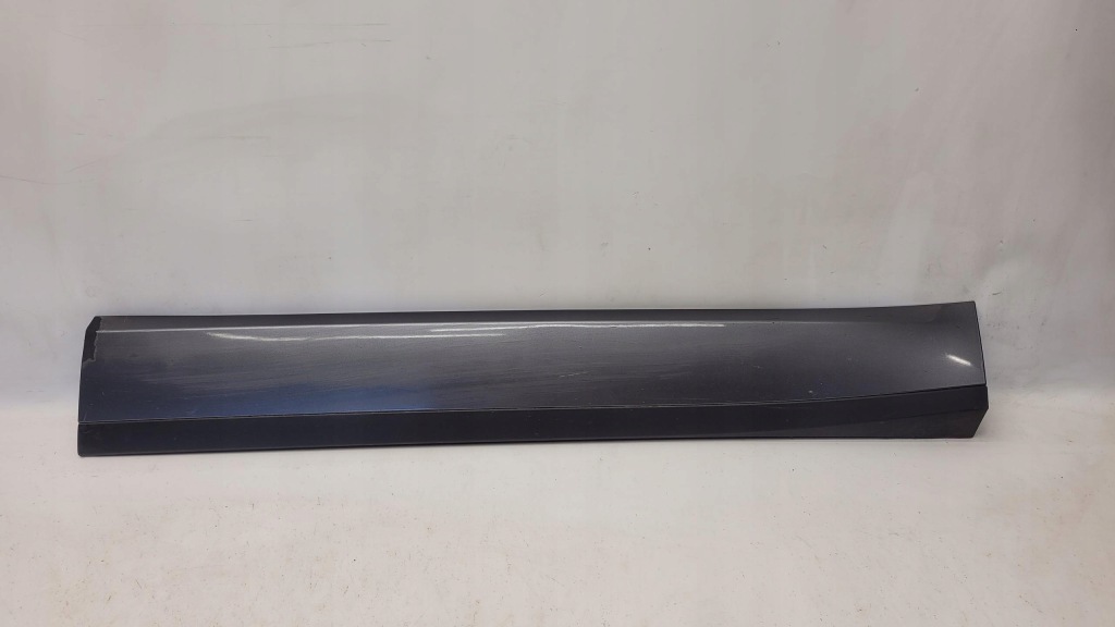 Купить Молдинг дверь правая перед jaguar e-pace j9c321064a