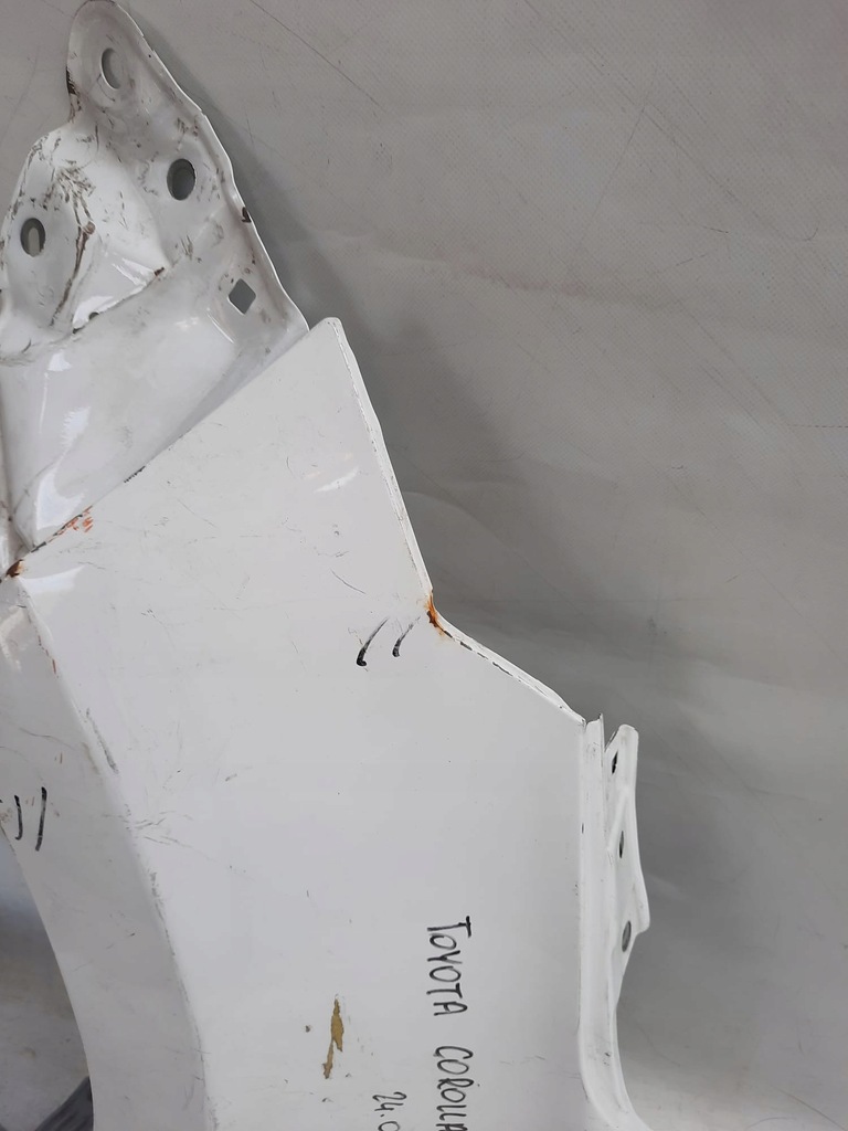 фото №7, Крыло левый / правый toyota corolla e16 2013-2019