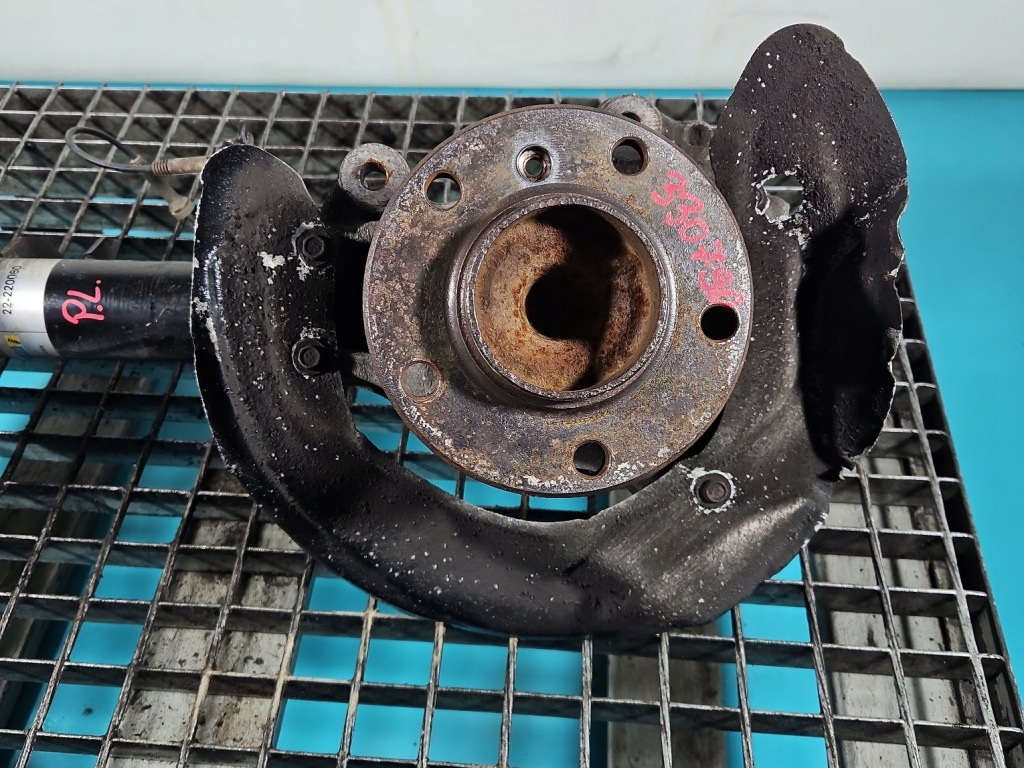 Купить Поворотный кулак левая ступица перед 2.0d bmw 3 f30