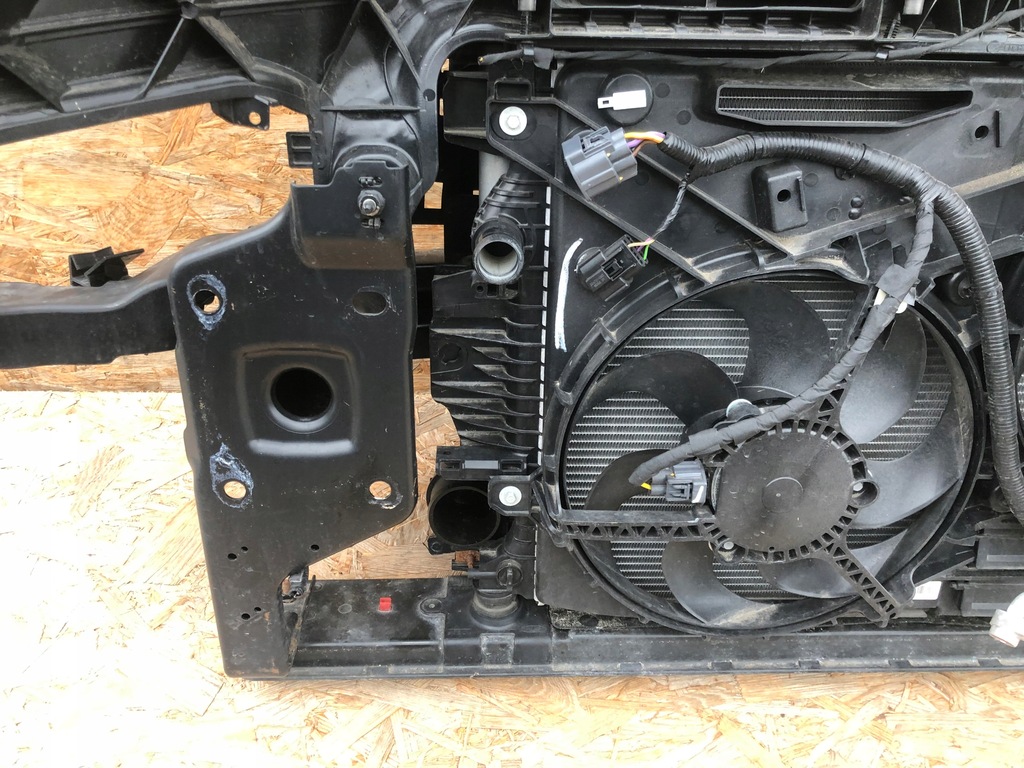 фото №7, S-max pas перед підсилювач радіатор 2.0 tdci