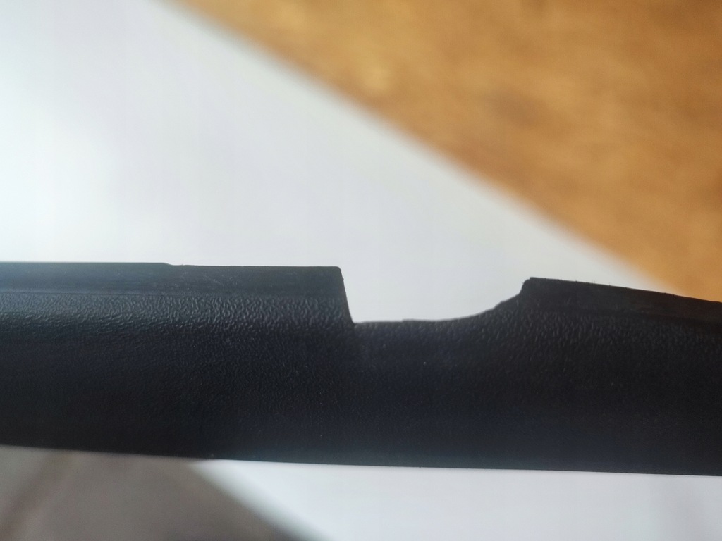 фото №9, Молдинг бампера правий перед ford focus mk1 2m5117e908