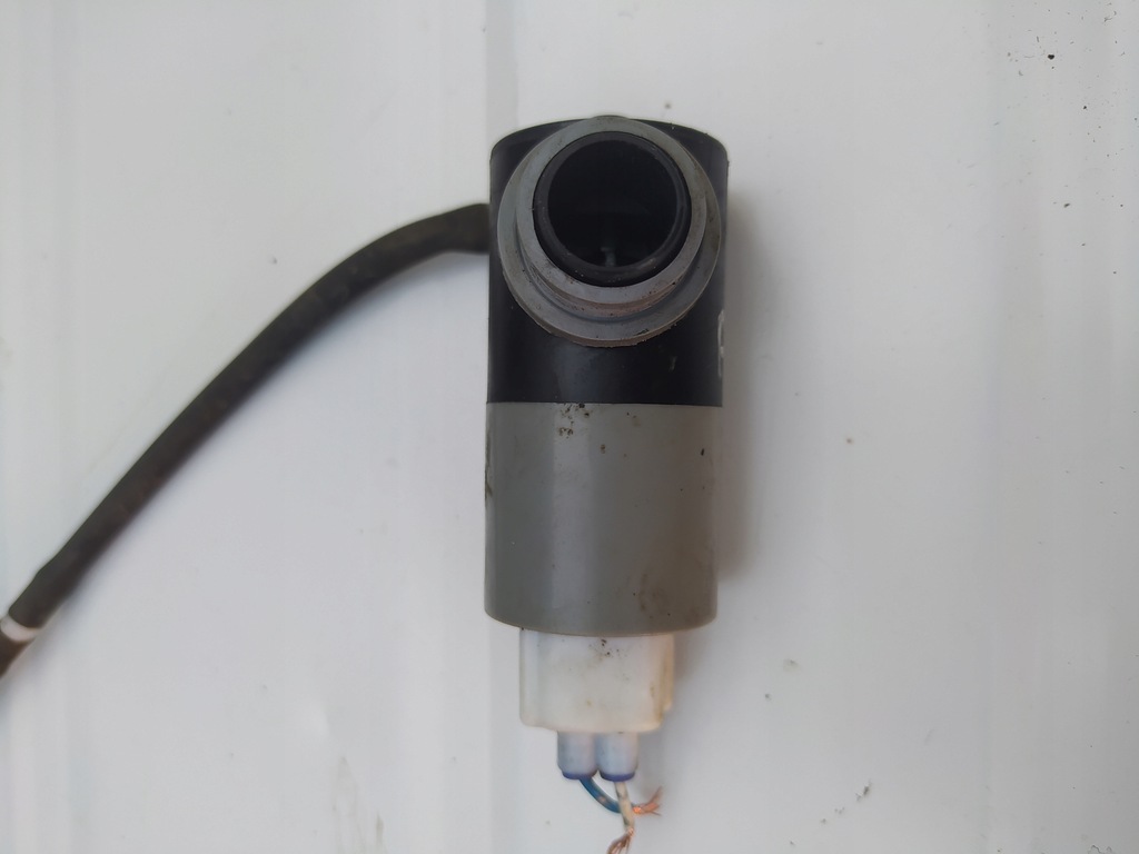 фото №9, Помпа распылителя - toyota auris i