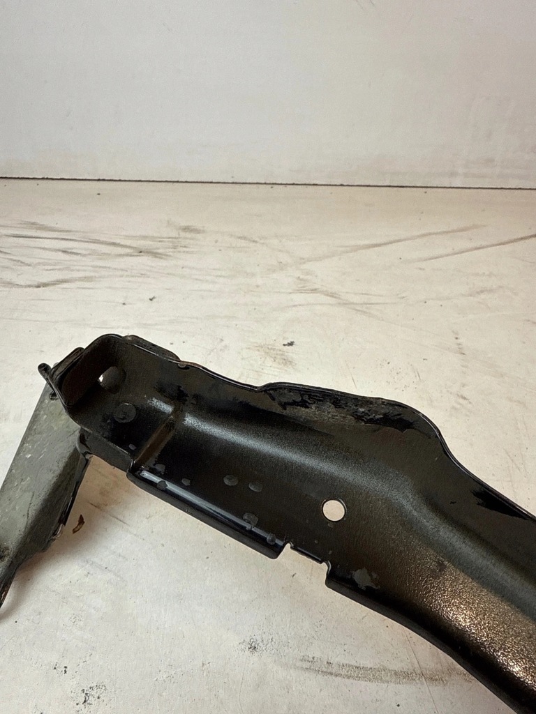 фото №11, Кронштейн кронштейн крыла левый перед audi a4 b8