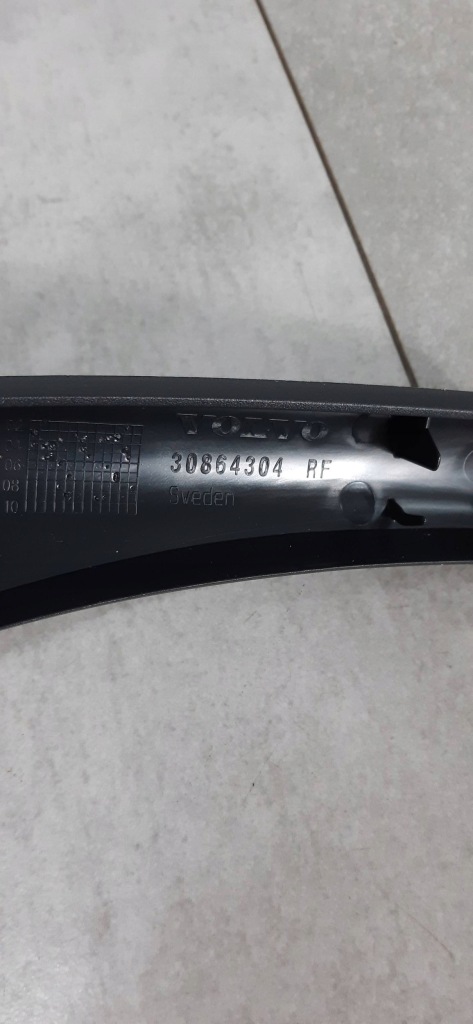 Купити Volvo v40 95-04 заглушки рейлінг 30864305 30864306 30864304 30864303