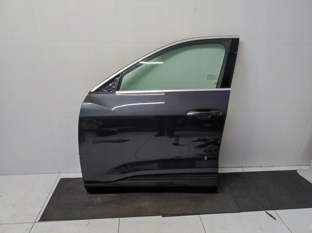 фото №1, Дверь левая перед передние audi q8 e-tron