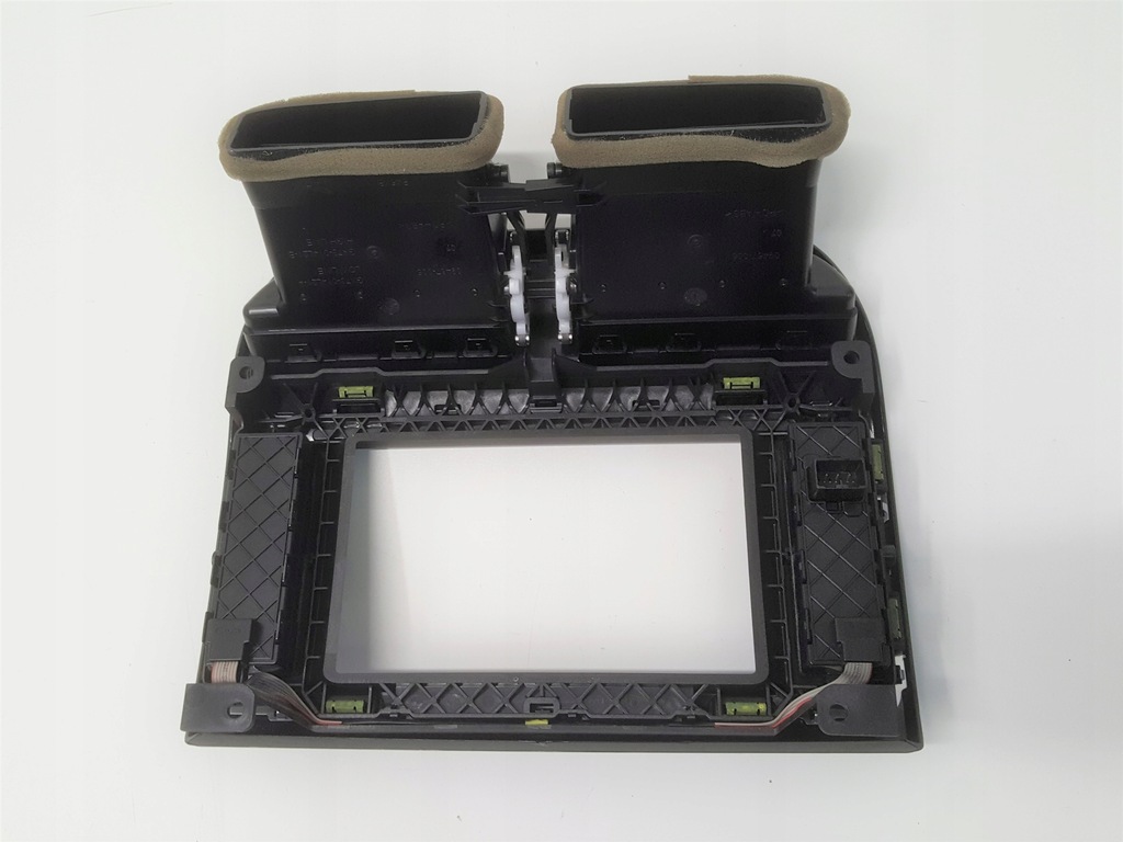 фото №4, Jaguar xe xf рамка дисплея обдув 16r.