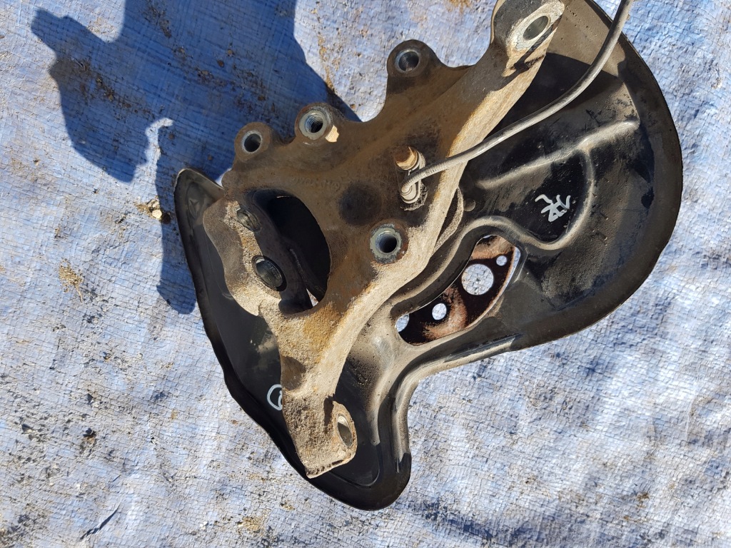 фото №5, Поворотный кулак левый перед mercedes slk slc r172 w172 ступица