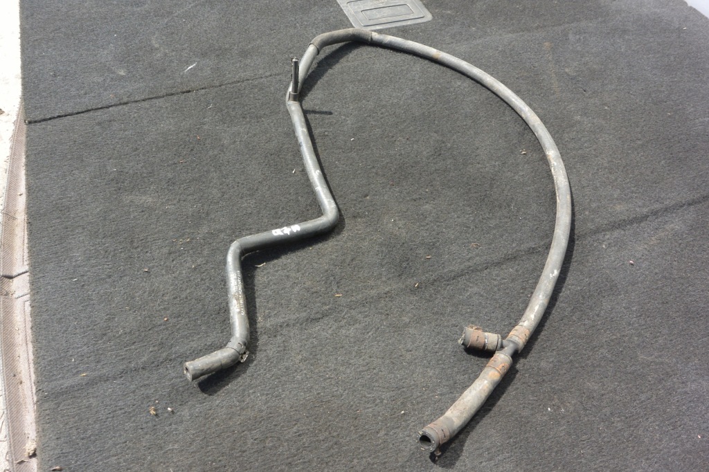 фото №1, Audi оригінальний номер 7l6122447bd патрубок рідина охолоджуючої