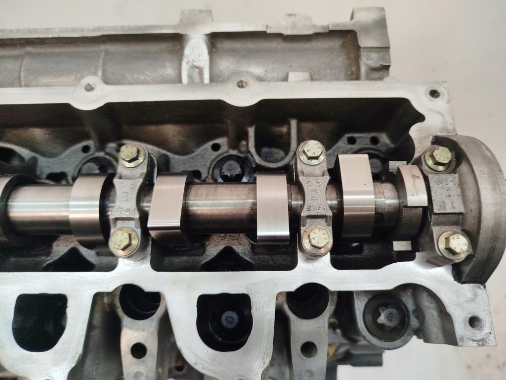 Головка двигателя 110428257r 110413019r 1.5 dci renault nissan 2015 Киев