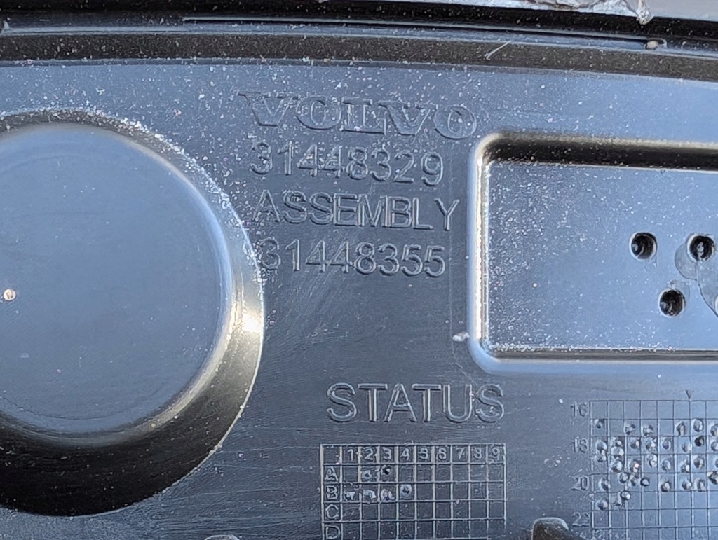 фото №9, Volvo cx40 молдинг крыла правая задняя 31448329